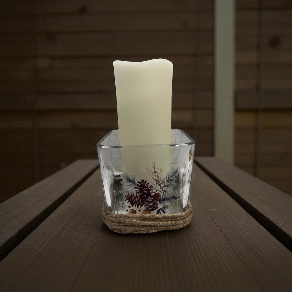 Decorative Glass Candle Holder with Holiday Outdoor Scene, Set of Two, 4 inch‎